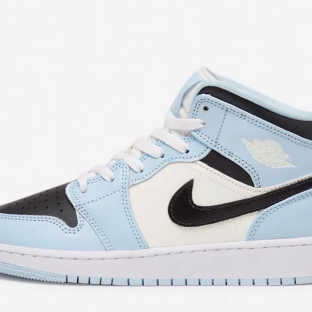 Nike Air Jordan Retro 1